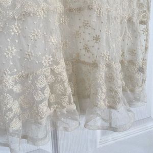 American Eagle Lace Embroidered Off White Top